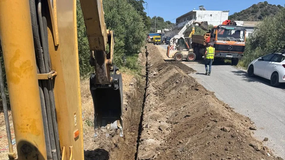 Χάνδακας 7 χλμ για υπόγειο δίκτυο μέσης τάσης Κρήτη